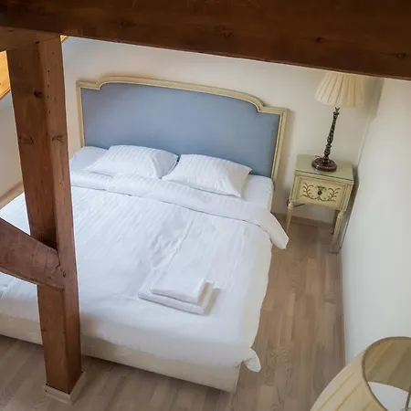 Downtown Apartment